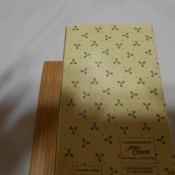 NIB Vtg Jan Hagara Limited Edition porcelain Figurine Ornament w/ COA CAROL 🎄 - Picture 6 of 13